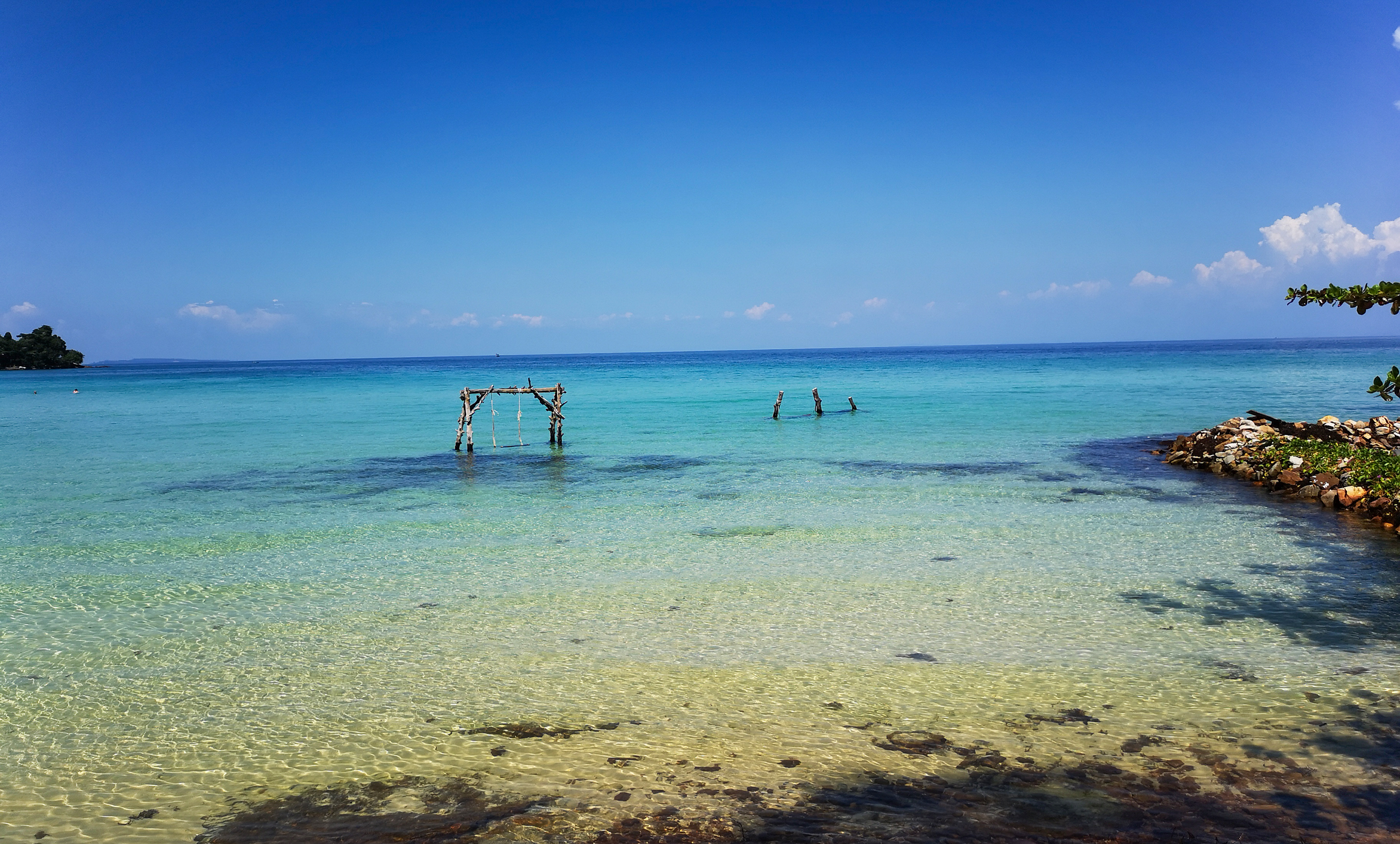284   Rong Island   Cambodia 2019   005